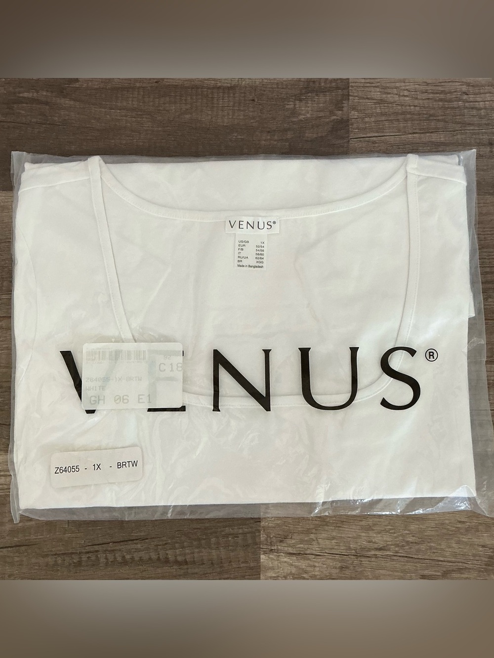 New Venus White Scoop Neck Tee Cap Short Sleeve Size 1X